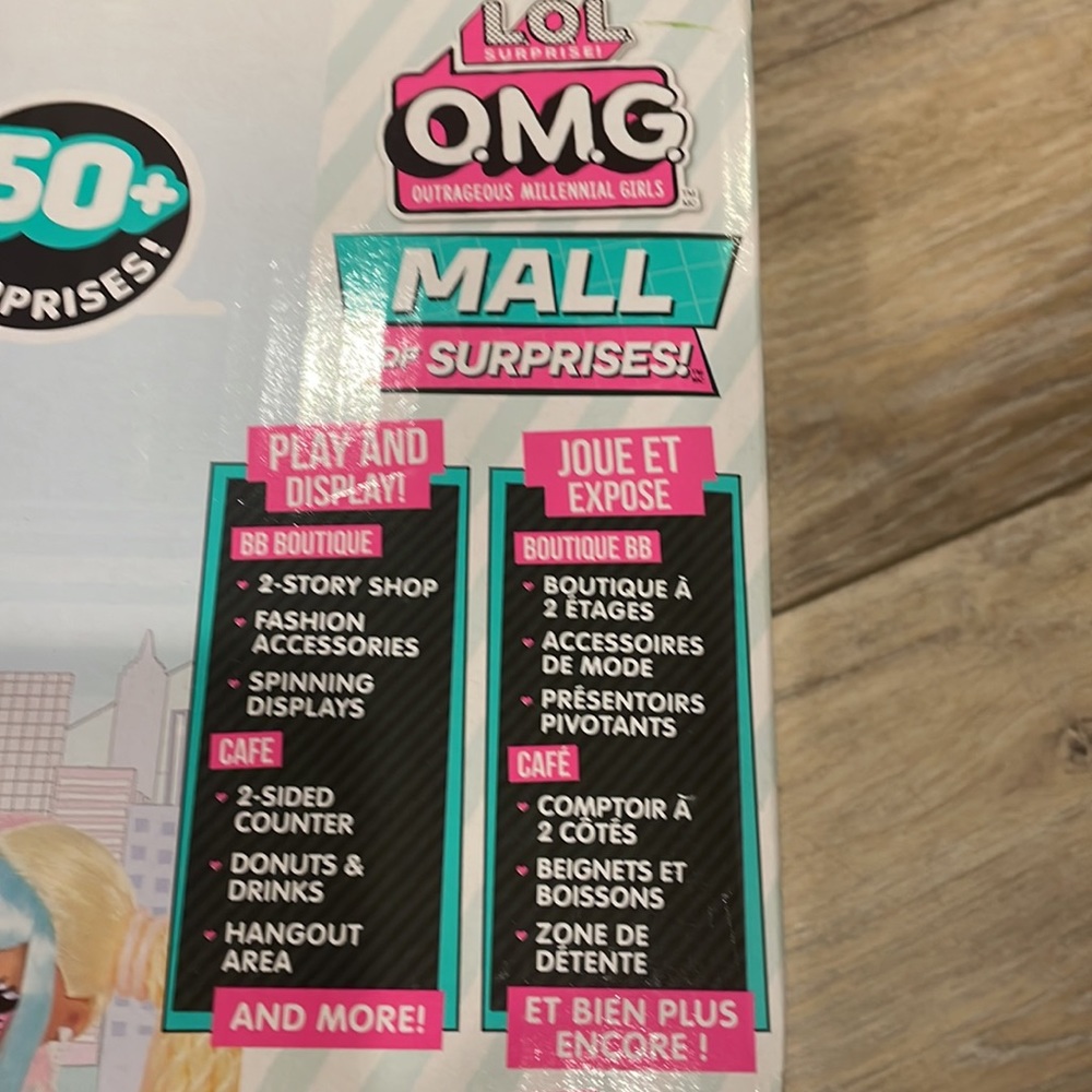 LOL OMG MALL NWOT - Picture 12 of 14